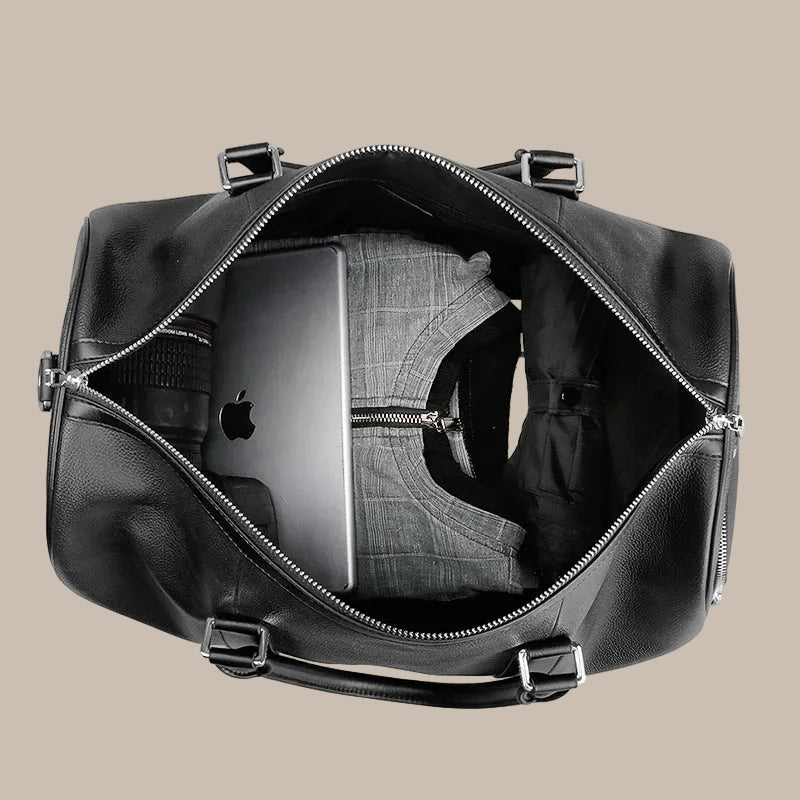 Stylish Leather Weekend Bag