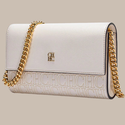 Spacious for Daily Essentials
