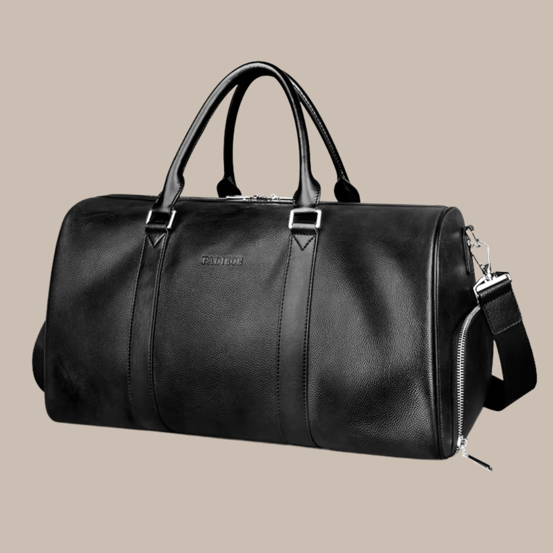 Stylish Leather Weekend Bag