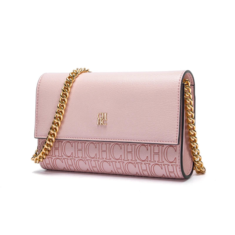 Spacious for Daily Essentials