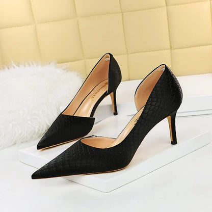 Sexy Slim Hollow-Out Shoes