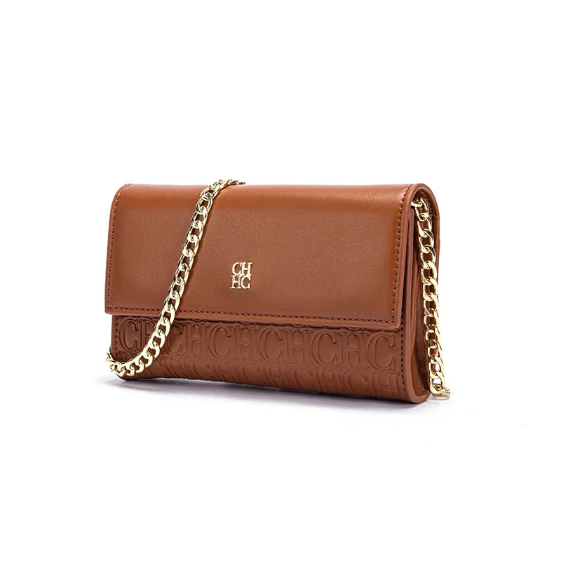 Spacious for Daily Essentials