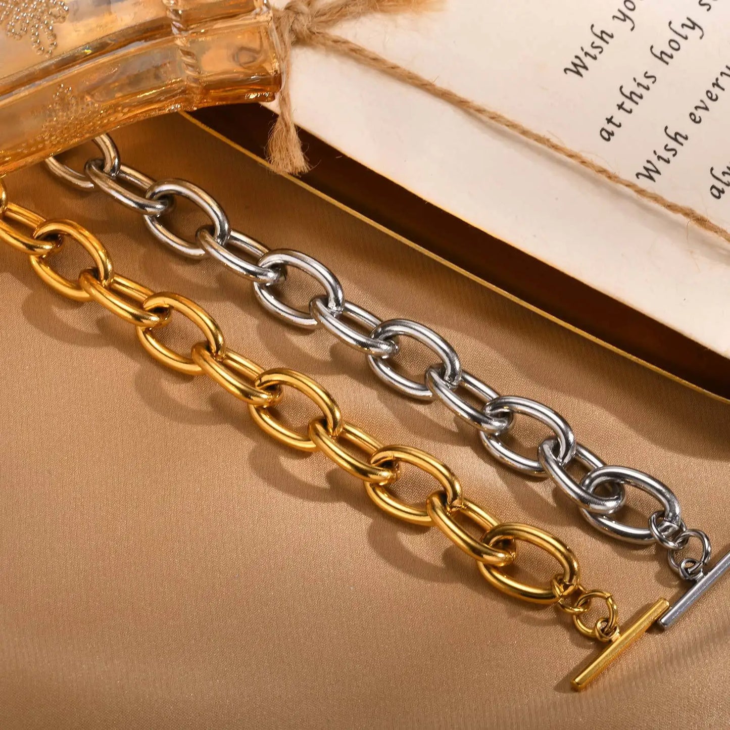 Gold-Tone Toggle Clasp Chain Bracelet