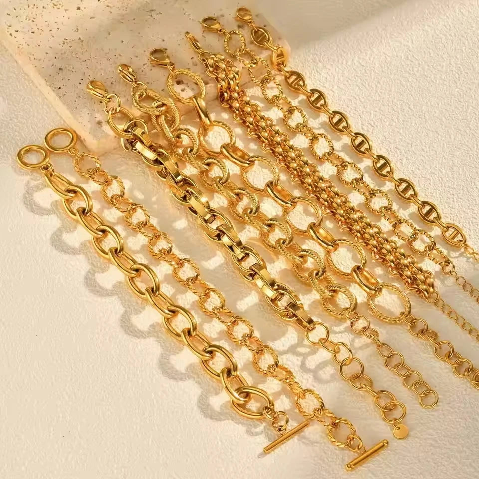 Gold-Tone Toggle Clasp Chain Bracelet