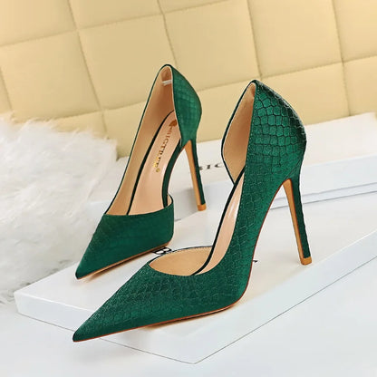 Sexy Slim Hollow-Out Shoes