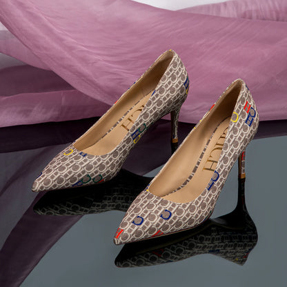 Elegant Pointed Toe Design