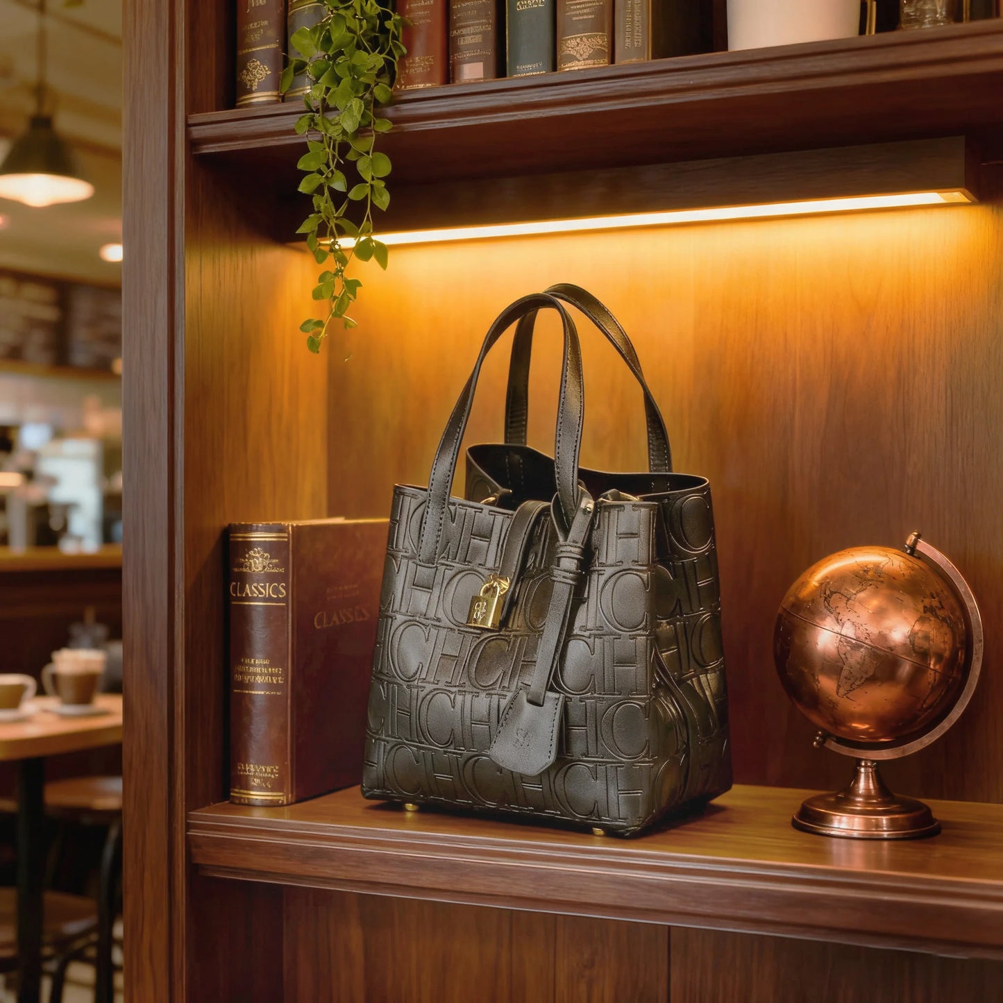 Large Capacity Tote Bag