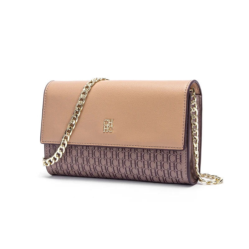 Spacious for Daily Essentials