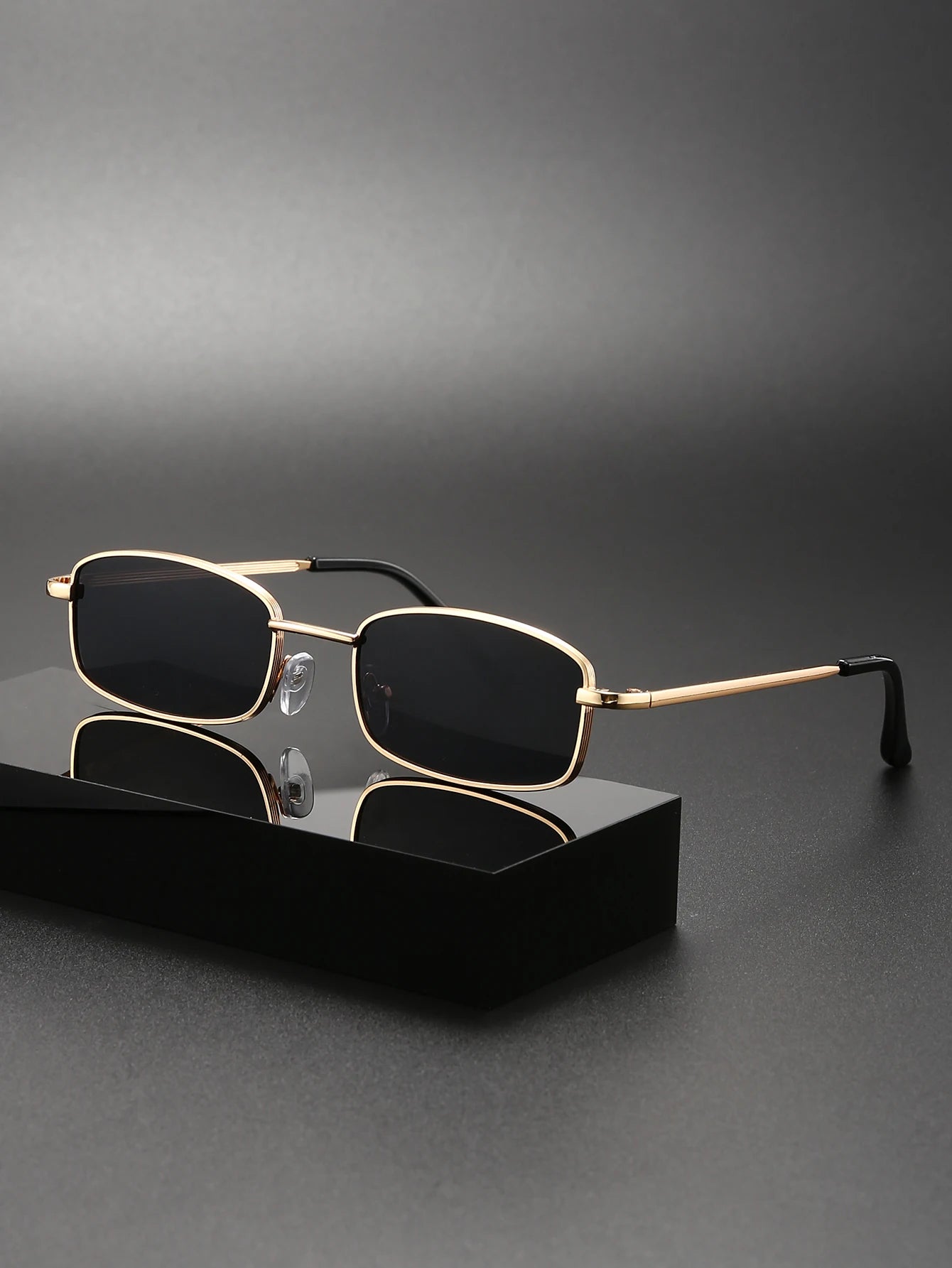 Men’s Travel Sunglasses