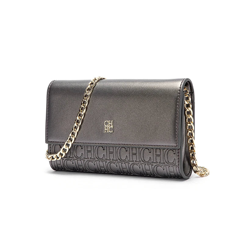 Spacious for Daily Essentials