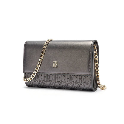 Spacious for Daily Essentials