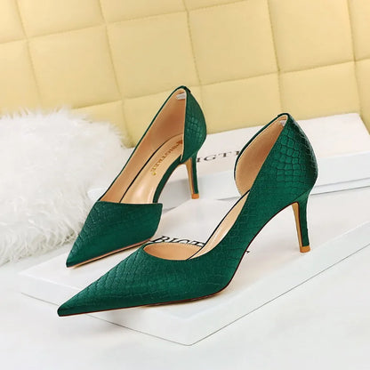 Sexy Slim Hollow-Out Shoes