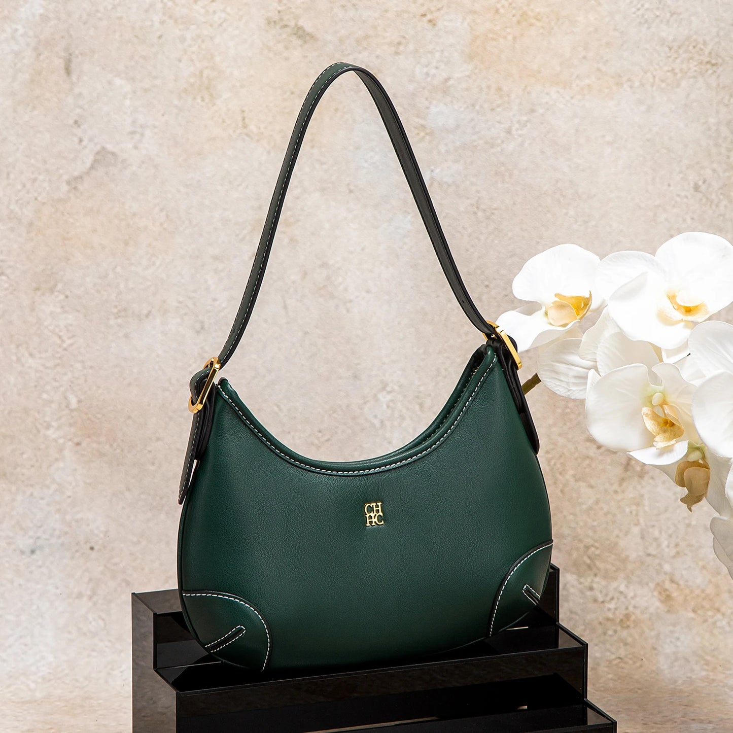Women's Shoulder Bag 2026